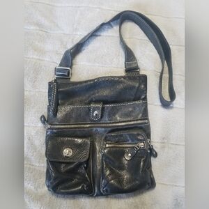 ROOTS Black Leather Messenger/Crossbody Bag